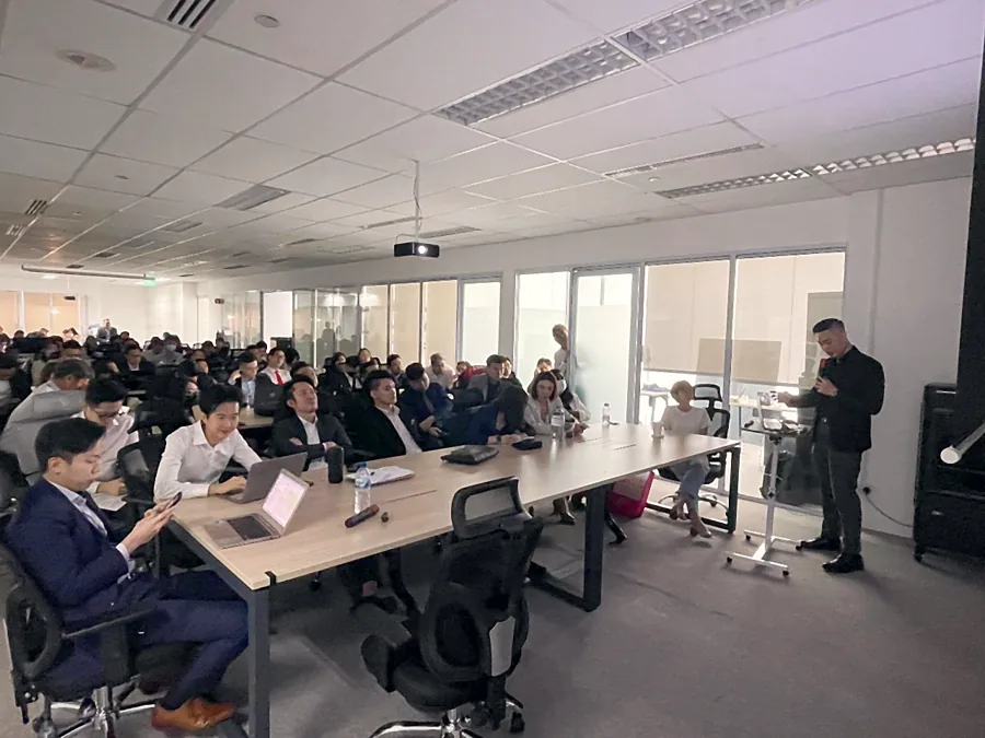 Marketing training, financial advisory team